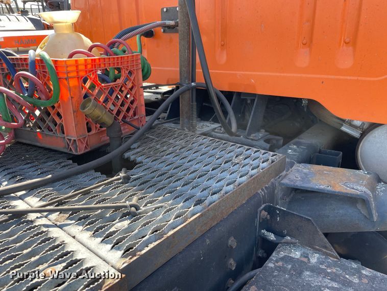 image for item DS5502 1999 International  2674 semi truck