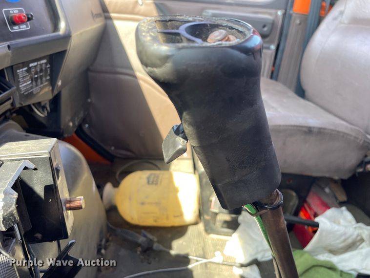 image for item DS5502 1999 International  2674 semi truck