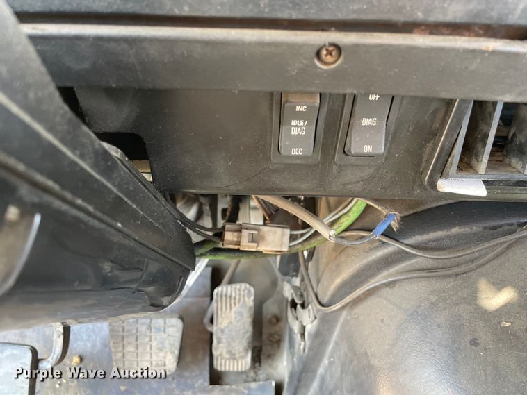 image for item DS5502 1999 International  2674 semi truck