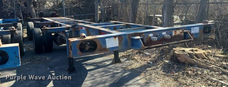 image for item DS7318 2006 Chassis King   container trailer