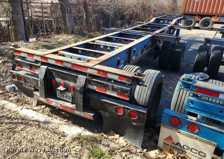 image for item DS7318 2006 Chassis King   container trailer