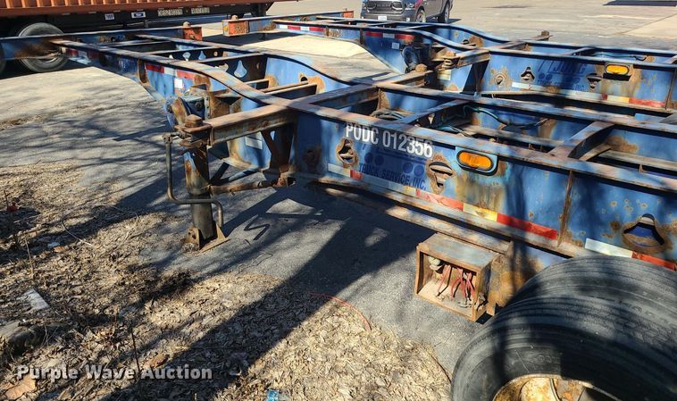 image for item DS7318 2006 Chassis King   container trailer