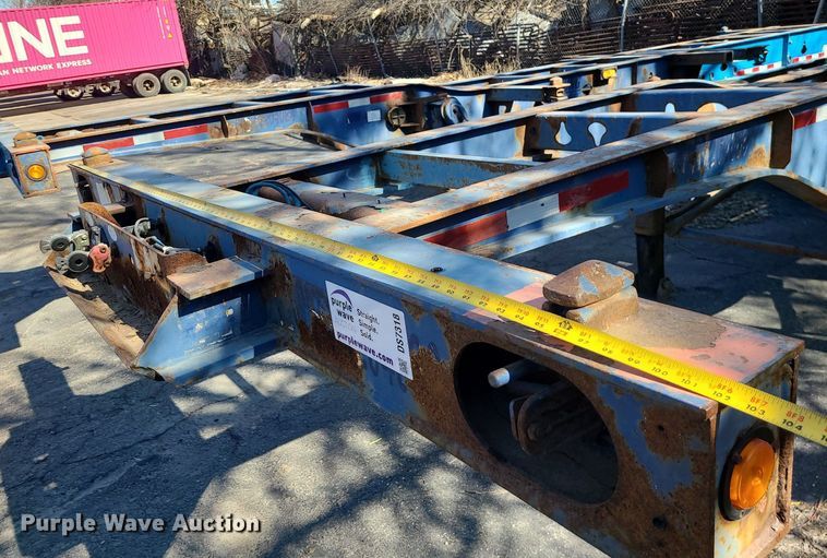 image for item DS7318 2006 Chassis King   container trailer