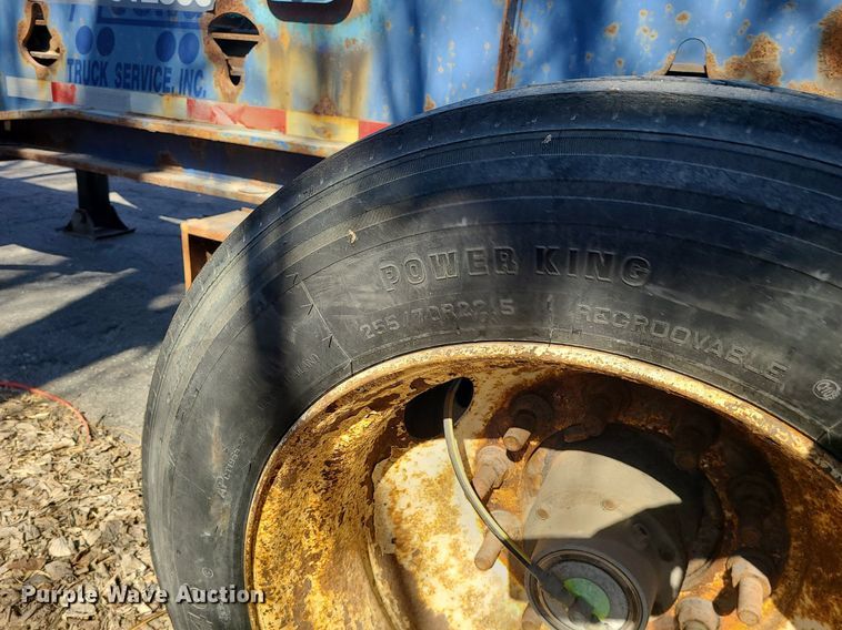 image for item DS7318 2006 Chassis King   container trailer