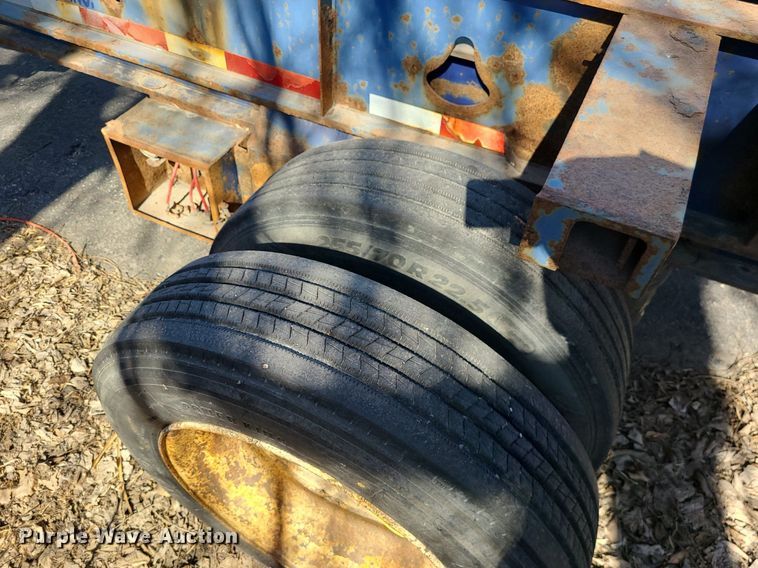 image for item DS7318 2006 Chassis King   container trailer