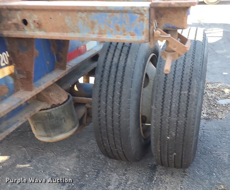 image for item DS7318 2006 Chassis King   container trailer