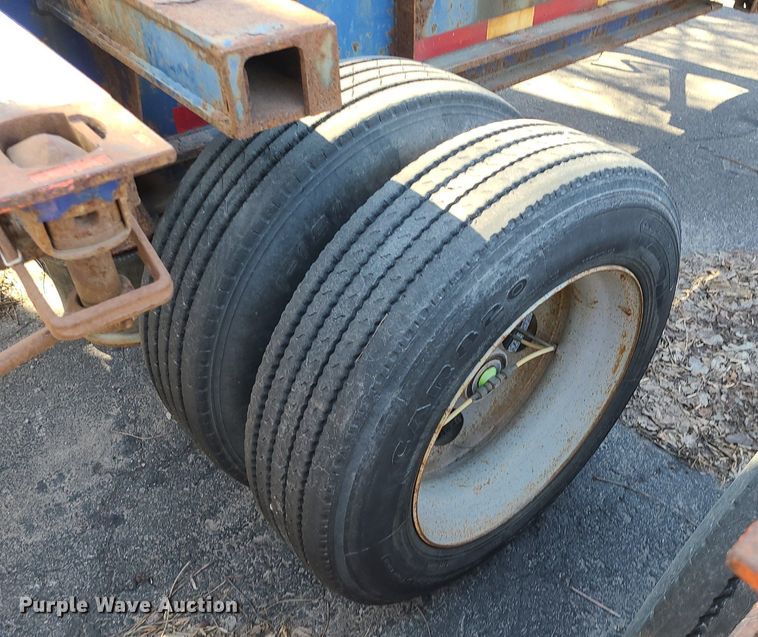 image for item DS7318 2006 Chassis King   container trailer