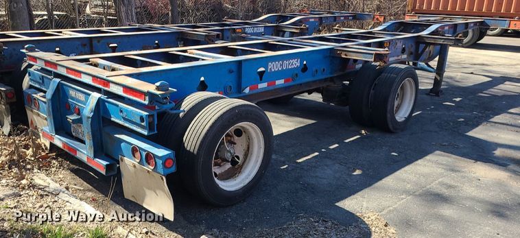 image for item DS7319 2006 Chassis King   container trailer