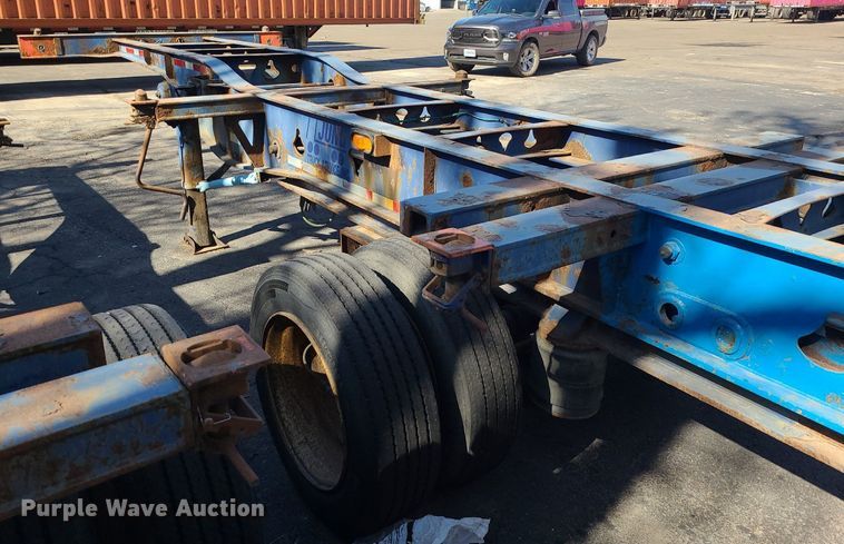 image for item DS7319 2006 Chassis King   container trailer