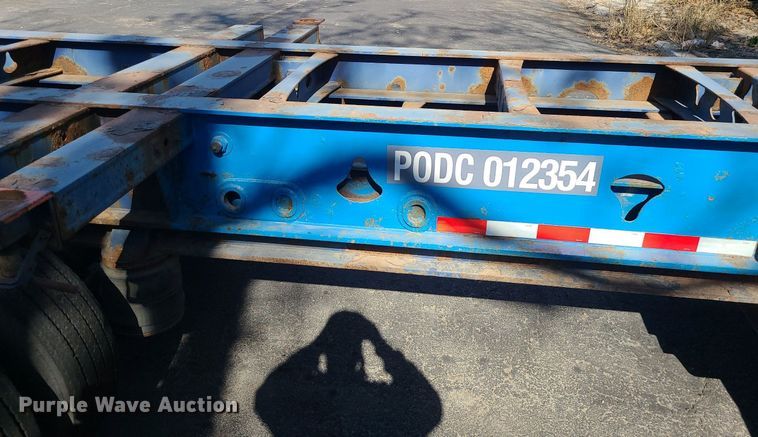 image for item DS7319 2006 Chassis King   container trailer