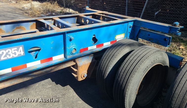 image for item DS7319 2006 Chassis King   container trailer