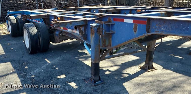 image for item DS7319 2006 Chassis King   container trailer