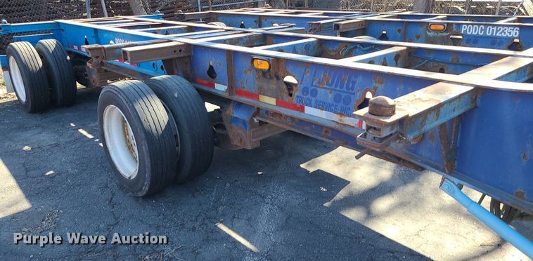 image for item DS7319 2006 Chassis King   container trailer