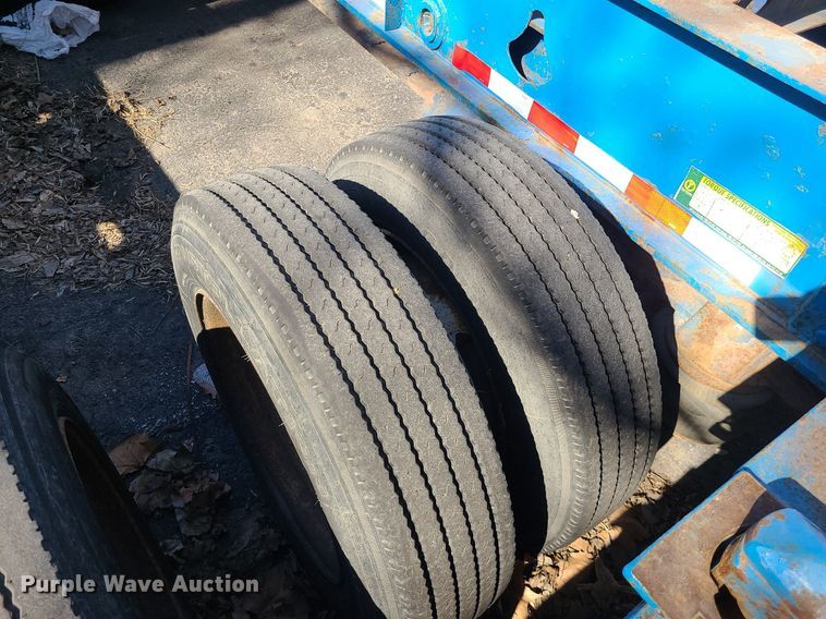 image for item DS7319 2006 Chassis King   container trailer