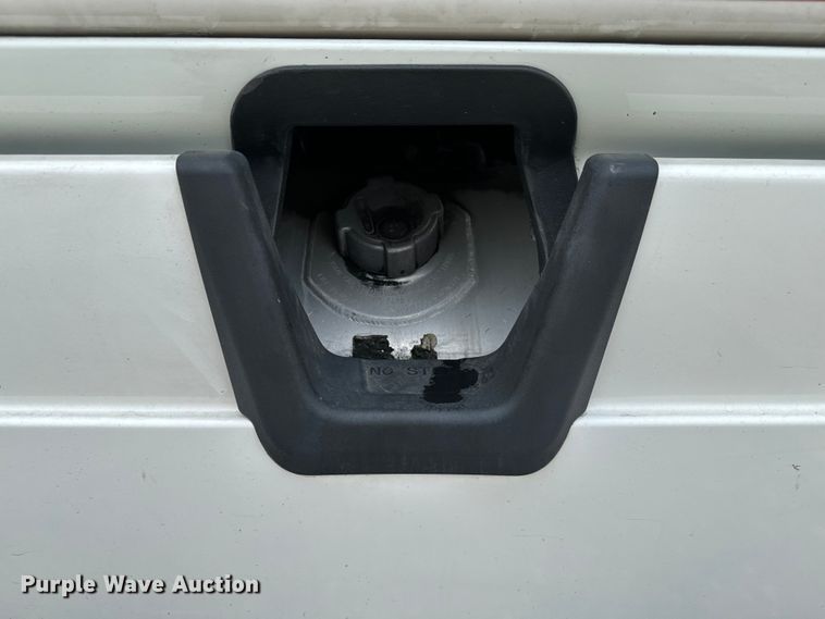 image for item DU3007 2020 Freightliner  Cascadia  semi truck