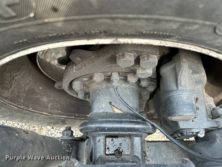 image for item DU3007 2020 Freightliner  Cascadia  semi truck