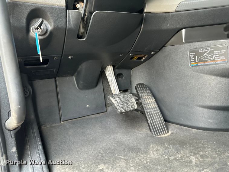 image for item DU3007 2020 Freightliner  Cascadia  semi truck