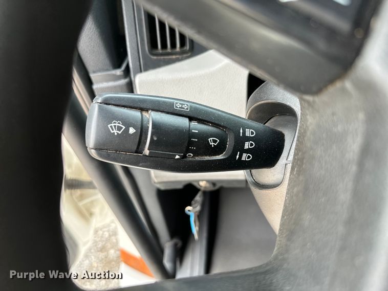 image for item DU3007 2020 Freightliner  Cascadia  semi truck