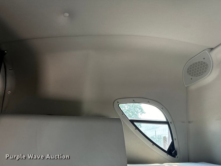 image for item DU3007 2020 Freightliner  Cascadia  semi truck