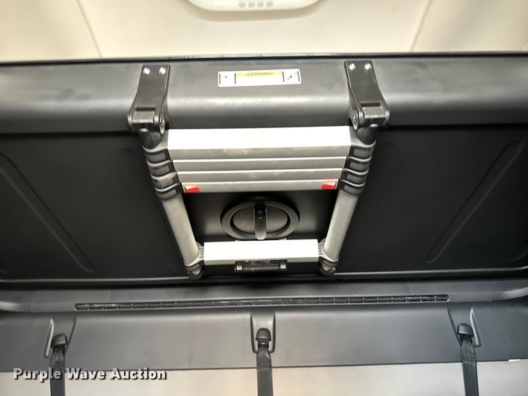 image for item DU3007 2020 Freightliner  Cascadia  semi truck