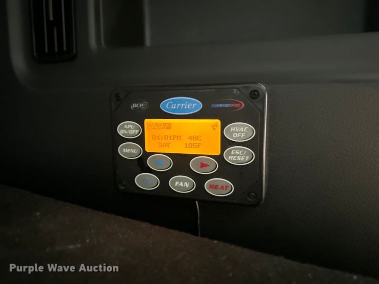 image for item DU3007 2020 Freightliner  Cascadia  semi truck