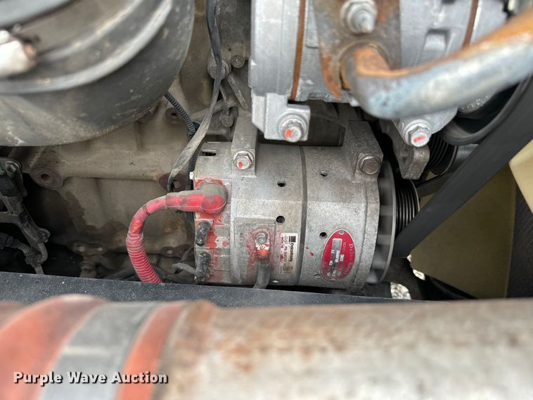 image for item DU3007 2020 Freightliner  Cascadia  semi truck