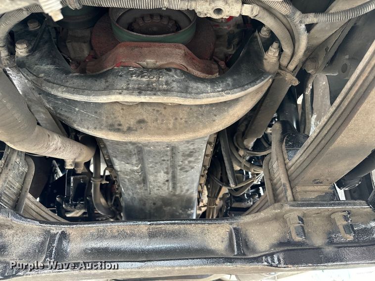 image for item DU3008 2005 Kenworth  W900  semi truck