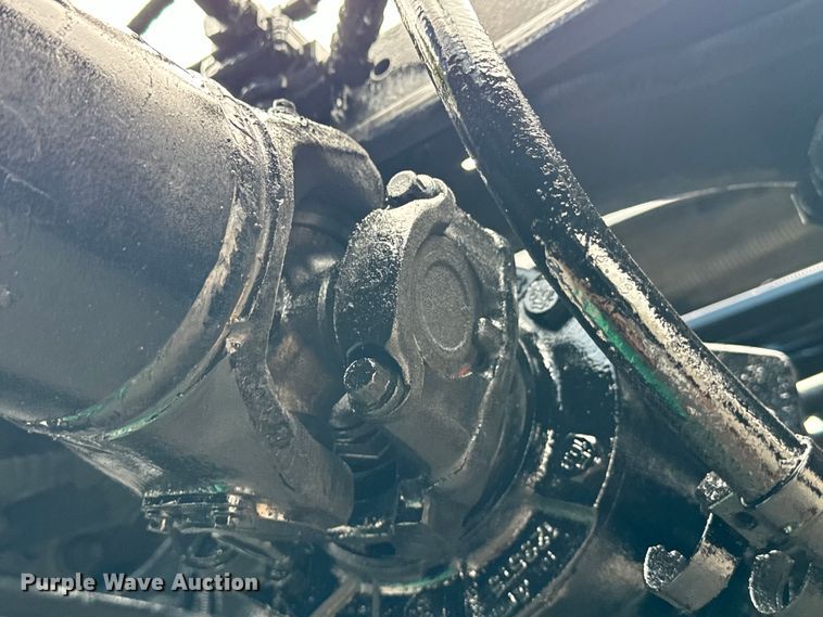 image for item DU3008 2005 Kenworth  W900  semi truck