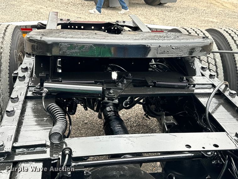 image for item DU3008 2005 Kenworth  W900  semi truck