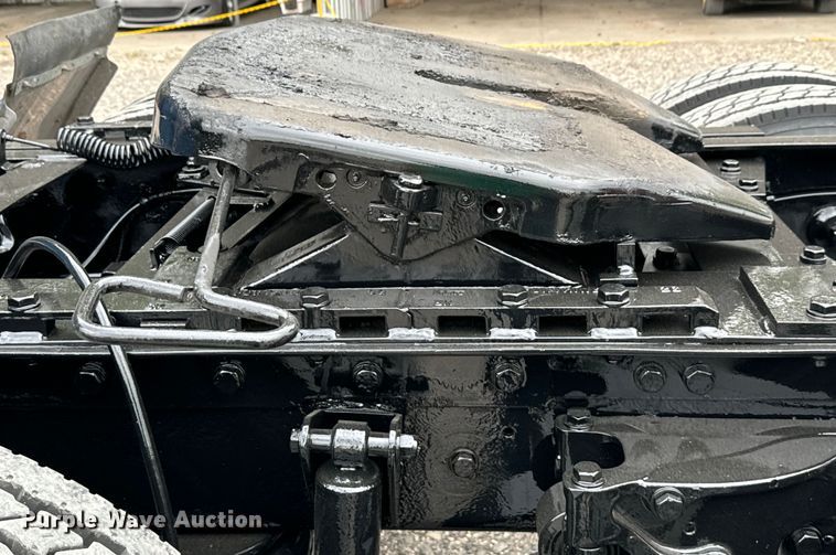 image for item DU3008 2005 Kenworth  W900  semi truck