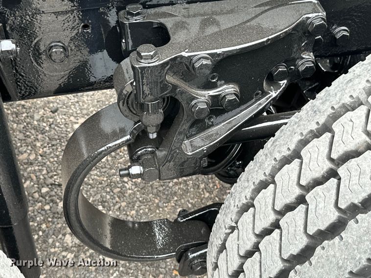 image for item DU3008 2005 Kenworth  W900  semi truck