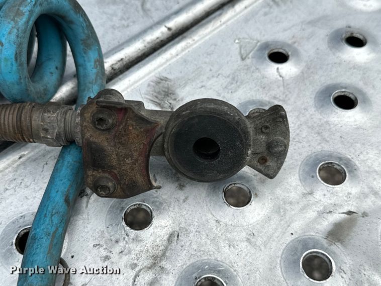 image for item DU3008 2005 Kenworth  W900  semi truck