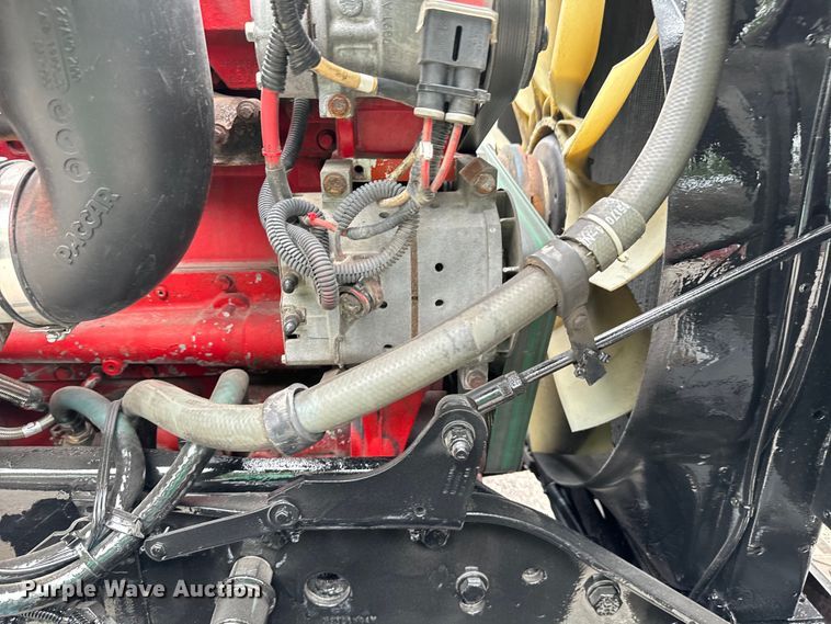 image for item DU3008 2005 Kenworth  W900  semi truck