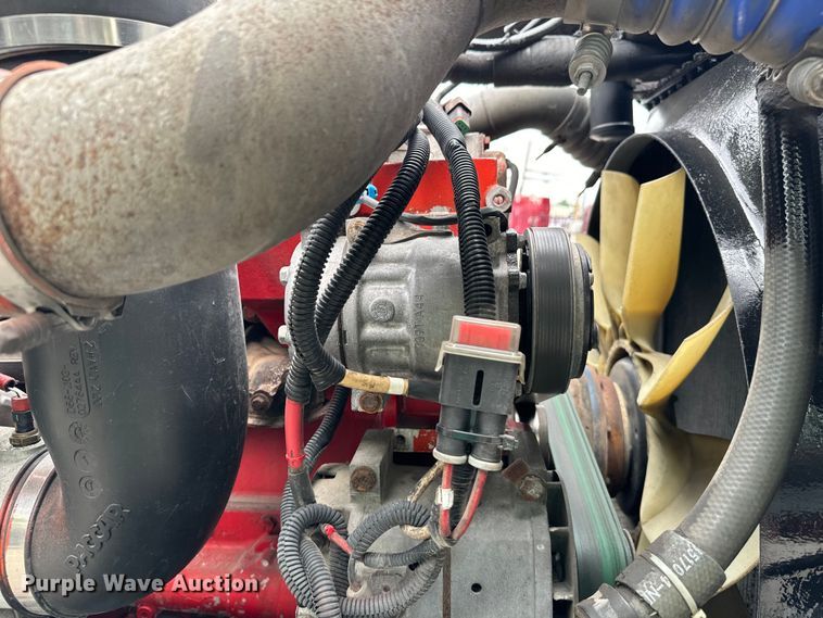 image for item DU3008 2005 Kenworth  W900  semi truck