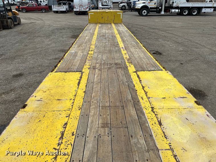 image for item EG1387 1993 Fontaine  HDFTT-5-10050ASP drop deck equipment trailer