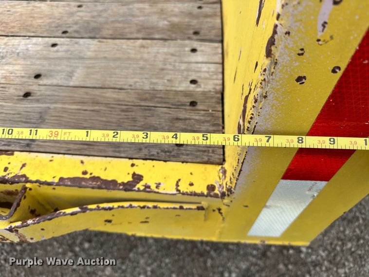 image for item EG1387 1993 Fontaine  HDFTT-5-10050ASP drop deck equipment trailer