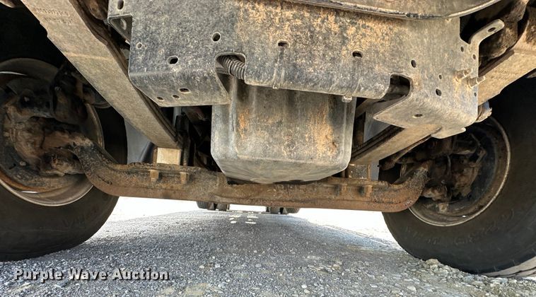 image for item EG1463 2013 Freightliner Coronado SD semi truck