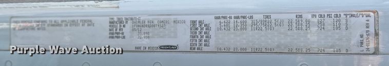 image for item EG1463 2013 Freightliner Coronado SD semi truck