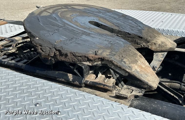 image for item EG1464 2012 Kenworth  T800 semi truck