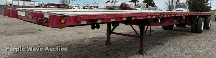 image for item EG1469 2001 Great Dane flatbed trailer