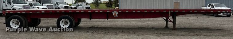 image for item EG1469 2001 Great Dane flatbed trailer