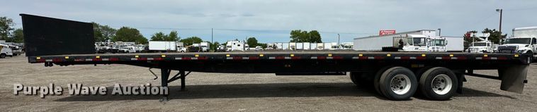 image for item EG1480 2004 Great Dane  GPS248 flatbed trailer