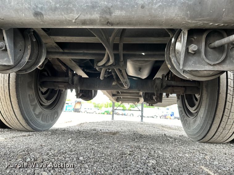 image for item EG1480 2004 Great Dane  GPS248 flatbed trailer