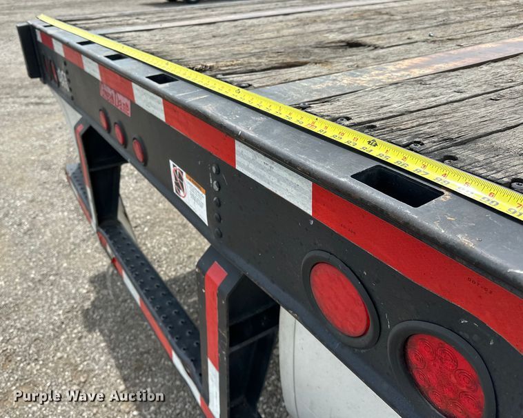 image for item EG1480 2004 Great Dane  GPS248 flatbed trailer