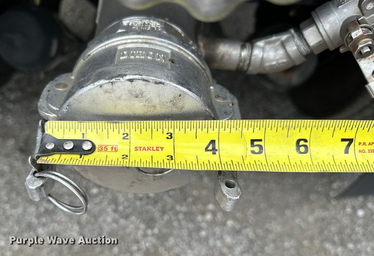 image for item EG1481 2015 Kenworth  T800 tank truck