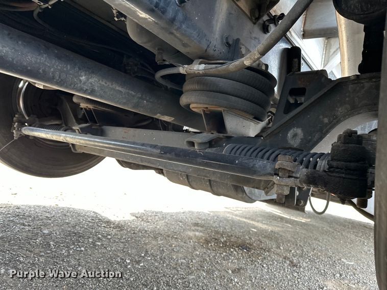 image for item EG1481 2015 Kenworth  T800 tank truck