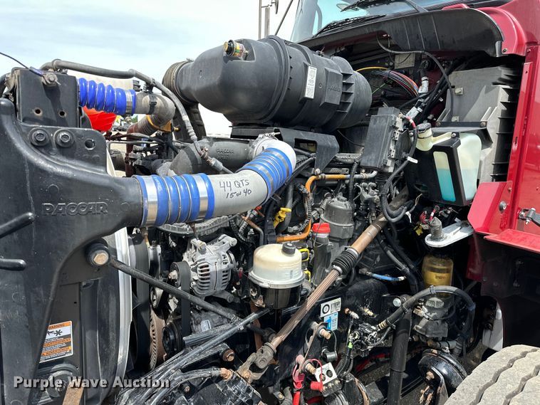 image for item EG1481 2015 Kenworth  T800 tank truck