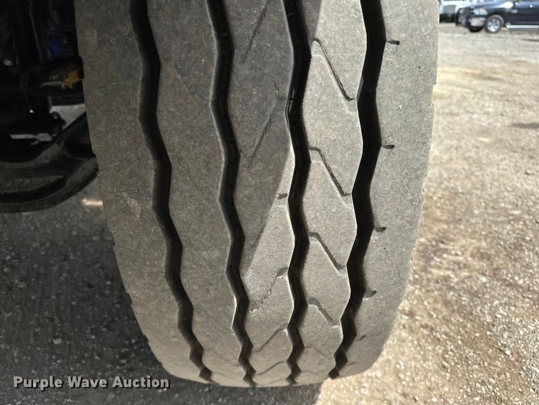 image for item EG1481 2015 Kenworth  T800 tank truck