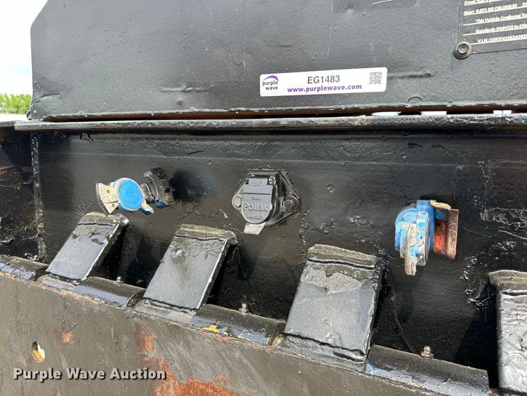 image for item EG1483 2002 Evaco  Superline  tilt deck equipment trailer