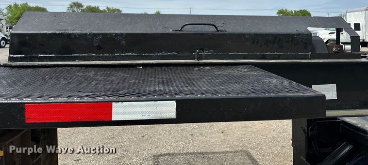 image for item EG1483 2002 Evaco  Superline  tilt deck equipment trailer